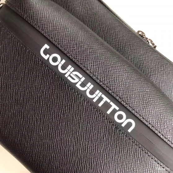 Cheap Louis Vuitton Messenger 0804